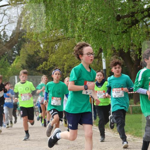 25.04.2026 - Das Zehntel Zöllner http://msf.ph/oto/9664086 25.04.2026 09:39:30 Laufen 7969, 5924, 5550 meine-sportfotos.de