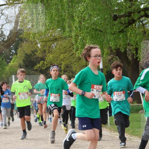 25.04.2026 - Das Zehntel Zöllner http://msf.ph/oto/9664089 25.04.2026 09:39:30 Laufen 6518, 224, 7939, 5924, 5550 meine-sportfotos.de