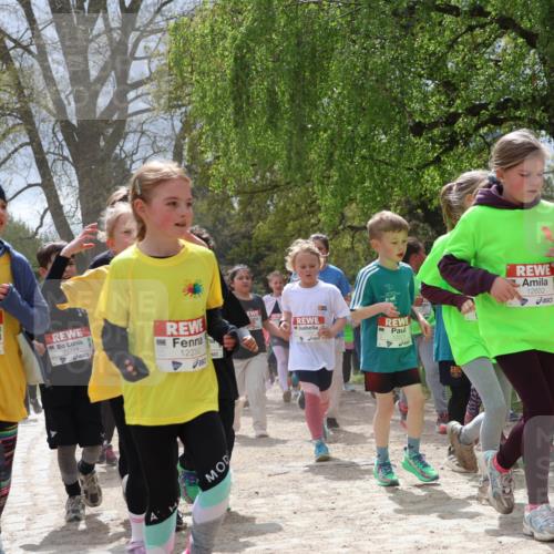 25.04.2026 - Das Zehntel Zöllner http://msf.ph/oto/9664093 25.04.2026 11:46:25 Laufen 11798, 11724, 12230, 12652, 12679 meine-sportfotos.de