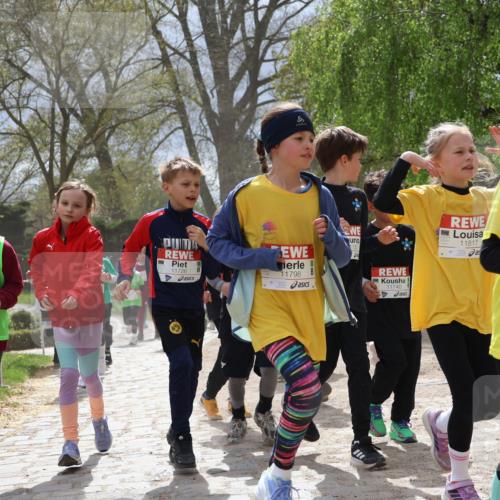 25.04.2026 - Das Zehntel Zöllner http://msf.ph/oto/9664105 25.04.2026 11:46:25 Laufen 10762, 11726, 11798, 11740, 11817, 123 meine-sportfotos.de