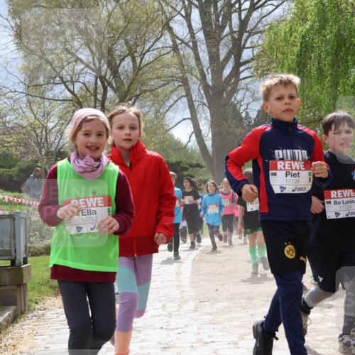 25.04.2026 - Das Zehntel Zöllner http://msf.ph/oto/9664117 25.04.2026 11:46:26 Laufen 10762, 11726, 11724 meine-sportfotos.de