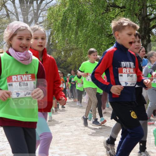 25.04.2026 - Das Zehntel Zöllner http://msf.ph/oto/9664126 25.04.2026 11:46:26 Laufen 10762, 11726, 90 meine-sportfotos.de