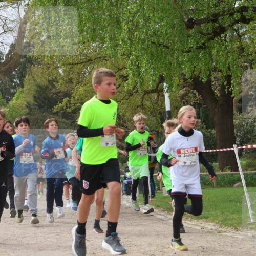 25.04.2026 - Das Zehntel Zöllner http://msf.ph/oto/9664131 25.04.2026 09:39:32 Laufen 250, 6066 meine-sportfotos.de