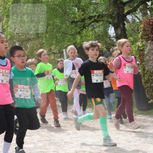 25.04.2026 - Das Zehntel Zöllner http://msf.ph/oto/9664150 25.04.2026 11:46:28 Laufen 11801, 10624, 115, 6 meine-sportfotos.de