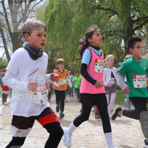 25.04.2026 - Das Zehntel Zöllner http://msf.ph/oto/9664156 25.04.2026 11:46:28 Laufen 1139, 11601, 10624 meine-sportfotos.de