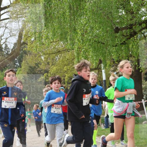 25.04.2026 - Das Zehntel Zöllner http://msf.ph/oto/9664161 25.04.2026 09:39:33 Laufen 6721, 6343, 6548 meine-sportfotos.de