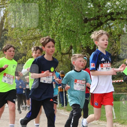 25.04.2026 - Das Zehntel Zöllner http://msf.ph/oto/9664209 25.04.2026 09:39:35 Laufen 7257, 6732, 7545, 6711, 5304 meine-sportfotos.de