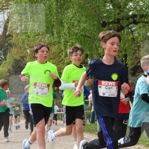 25.04.2026 - Das Zehntel Zöllner http://msf.ph/oto/9664224 25.04.2026 09:39:35 Laufen 7257, 6732, 6711 meine-sportfotos.de