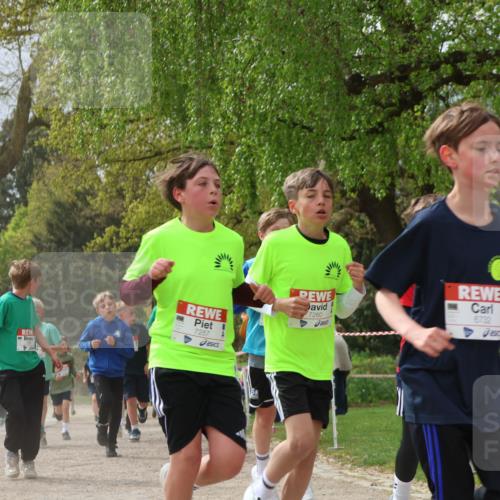 25.04.2026 - Das Zehntel Zöllner http://msf.ph/oto/9664230 25.04.2026 09:39:35 Laufen 7260, 1, 7257, 6732 meine-sportfotos.de