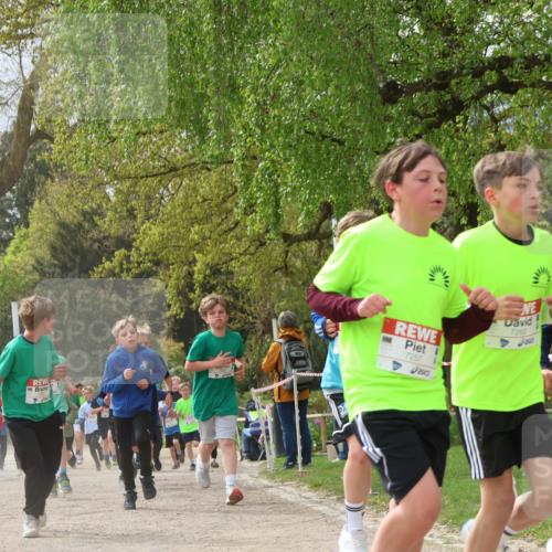 25.04.2026 - Das Zehntel Zöllner http://msf.ph/oto/9664242 25.04.2026 09:39:36 Laufen 7257, 7260, 6119 meine-sportfotos.de