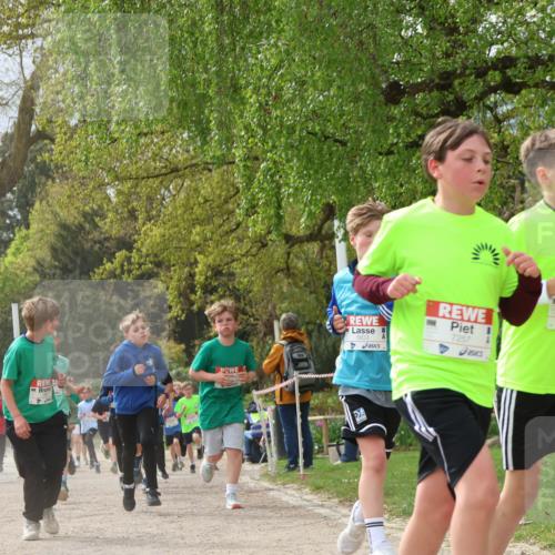 25.04.2026 - Das Zehntel Zöllner http://msf.ph/oto/9664245 25.04.2026 09:39:36 Laufen 7257, 7250, 6119 meine-sportfotos.de