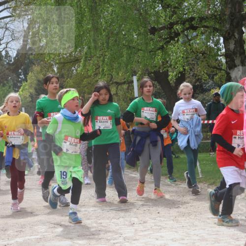 25.04.2026 - Das Zehntel Zöllner http://msf.ph/oto/9664255 25.04.2026 11:46:32 Laufen 11788, 11810, 12058, 19, 129, 11620 meine-sportfotos.de