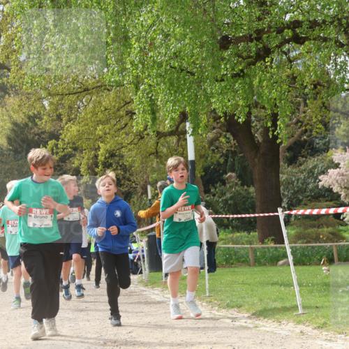 25.04.2026 - Das Zehntel Zöllner http://msf.ph/oto/9664275 25.04.2026 09:39:37 Laufen 5587 meine-sportfotos.de