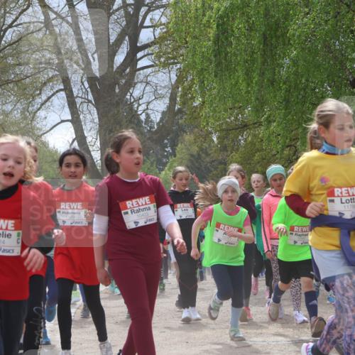 25.04.2026 - Das Zehntel Zöllner http://msf.ph/oto/9664297 25.04.2026 11:46:34 Laufen 0122, 10924, 11000, 10423, 11788, 11810 meine-sportfotos.de