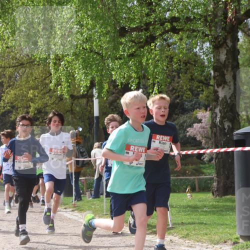 25.04.2026 - Das Zehntel Zöllner http://msf.ph/oto/9664359 25.04.2026 09:39:39 Laufen 6208, 7182 meine-sportfotos.de
