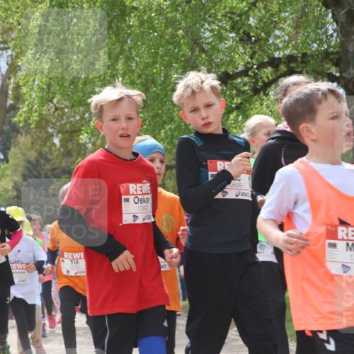 25.04.2026 - Das Zehntel Zöllner http://msf.ph/oto/9664363 25.04.2026 11:46:37 Laufen 10147, 12382, 10622, 0699, 12982, 23 meine-sportfotos.de