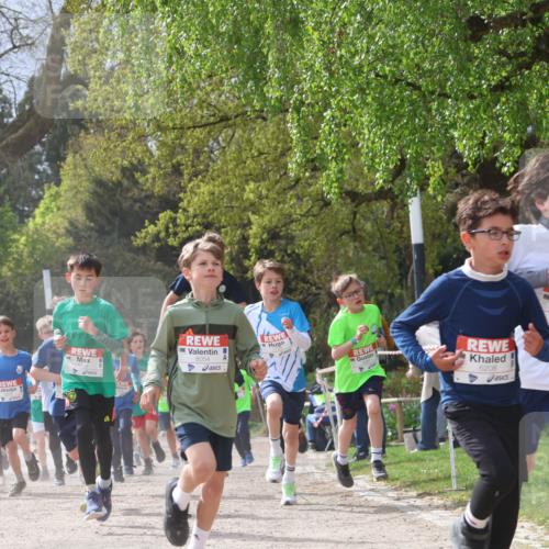 25.04.2026 - Das Zehntel Zöllner http://msf.ph/oto/9664386 25.04.2026 09:39:41 Laufen 8054, 6208, 8037 meine-sportfotos.de
