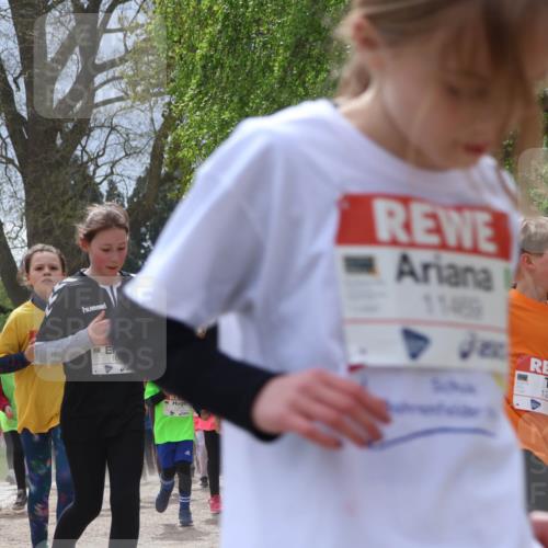 25.04.2026 - Das Zehntel Zöllner http://msf.ph/oto/9664393 25.04.2026 11:46:38 Laufen 10, 11489, 12382 meine-sportfotos.de