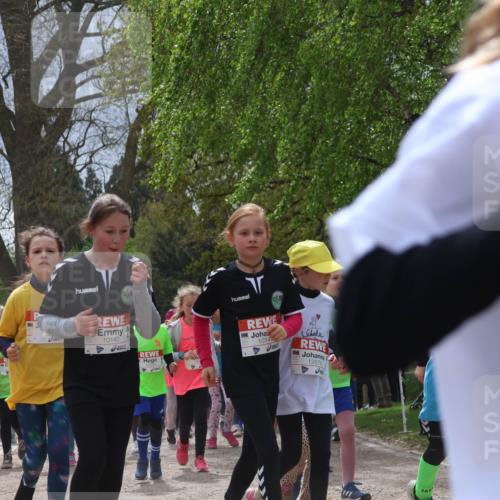 25.04.2026 - Das Zehntel Zöllner http://msf.ph/oto/9664396 25.04.2026 11:46:39 Laufen 11779, 10140, 1014, 12879 meine-sportfotos.de
