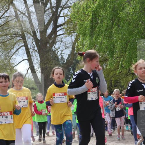 25.04.2026 - Das Zehntel Zöllner http://msf.ph/oto/9664408 25.04.2026 11:46:39 Laufen 11826, 11779, 11782, 10140, 10147, 12879 meine-sportfotos.de