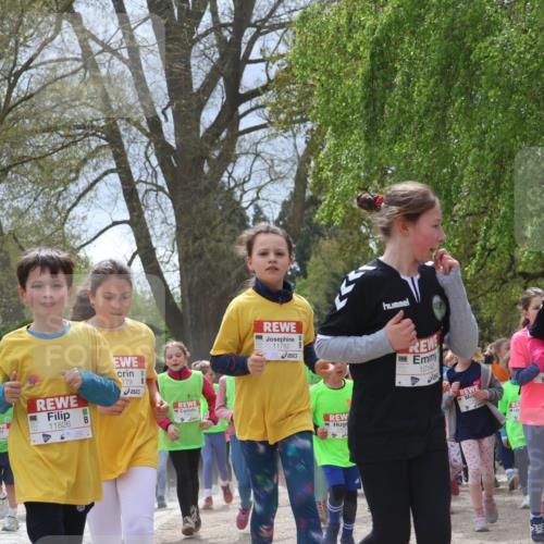25.04.2026 - Das Zehntel Zöllner http://msf.ph/oto/9664414 25.04.2026 11:46:39 Laufen 12521, 11826, 779, 11782, 10140, 10147 meine-sportfotos.de