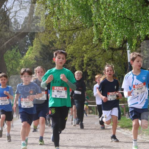 25.04.2026 - Das Zehntel Zöllner http://msf.ph/oto/9664446 25.04.2026 09:39:42 Laufen 5383, 6508, 5287 meine-sportfotos.de