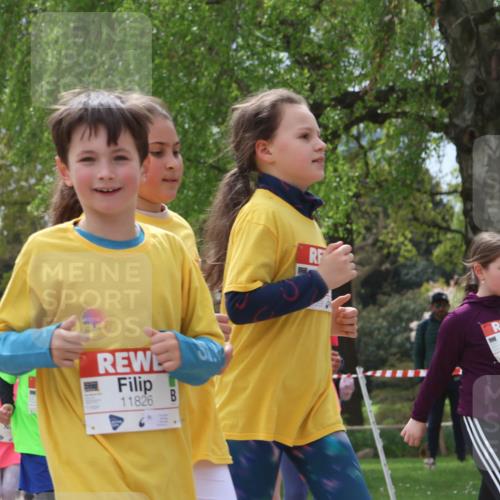 25.04.2026 - Das Zehntel Zöllner http://msf.ph/oto/9664456 25.04.2026 11:46:40 Laufen 11826, 10427 meine-sportfotos.de