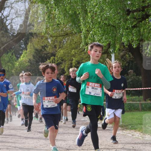 25.04.2026 - Das Zehntel Zöllner http://msf.ph/oto/9664476 25.04.2026 09:39:43 Laufen 5383, 6508 meine-sportfotos.de