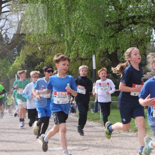 25.04.2026 - Das Zehntel Zöllner http://msf.ph/oto/9664518 25.04.2026 09:39:44 Laufen 6326, 10, 5383 meine-sportfotos.de