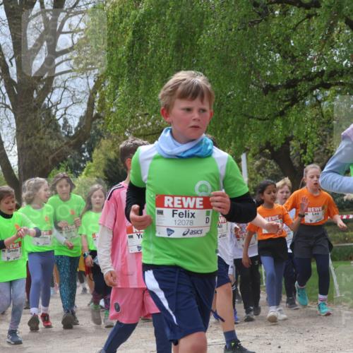 25.04.2026 - Das Zehntel Zöllner http://msf.ph/oto/9664567 25.04.2026 11:46:44 Laufen 12064, 12078, 107878, 1435 meine-sportfotos.de