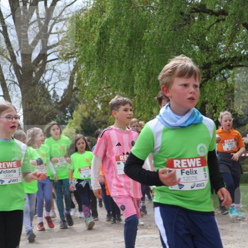 25.04.2026 - Das Zehntel Zöllner http://msf.ph/oto/9664576 25.04.2026 11:46:44 Laufen 12064, 12078, 11 meine-sportfotos.de