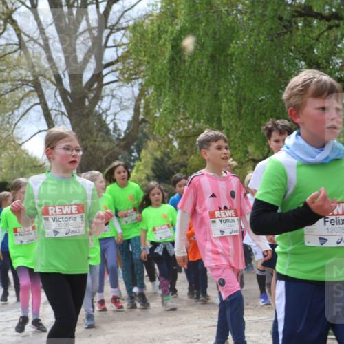 25.04.2026 - Das Zehntel Zöllner http://msf.ph/oto/9664579 25.04.2026 11:46:44 Laufen 12064, 11450, 12078 meine-sportfotos.de