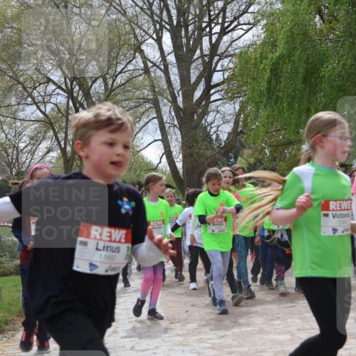 25.04.2026 - Das Zehntel Zöllner http://msf.ph/oto/9664597 25.04.2026 11:46:45 Laufen 11692, 12064 meine-sportfotos.de