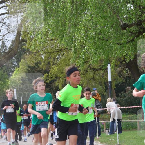 25.04.2026 - Das Zehntel Zöllner http://msf.ph/oto/9664599 25.04.2026 09:39:47 Laufen 7884, 7960, 7935 meine-sportfotos.de