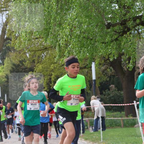 25.04.2026 - Das Zehntel Zöllner http://msf.ph/oto/9664602 25.04.2026 09:39:47 Laufen 7884, 7960, 2022, 7935, 6710 meine-sportfotos.de