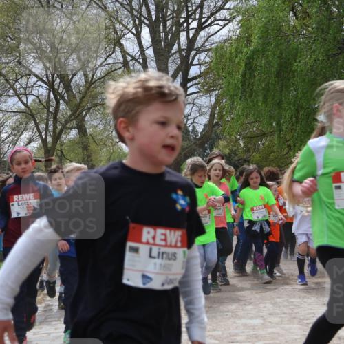 25.04.2026 - Das Zehntel Zöllner http://msf.ph/oto/9664603 25.04.2026 11:46:45 Laufen 11682, 12064, 280 meine-sportfotos.de