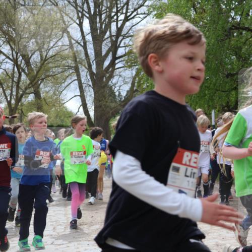 25.04.2026 - Das Zehntel Zöllner http://msf.ph/oto/9664606 25.04.2026 11:46:45 Laufen 10343, 11, 12064 meine-sportfotos.de