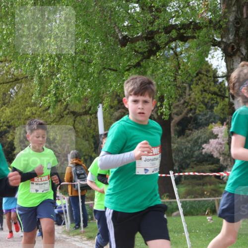 25.04.2026 - Das Zehntel Zöllner http://msf.ph/oto/9664632 25.04.2026 09:39:48 Laufen 7911, 2513, 5276 meine-sportfotos.de