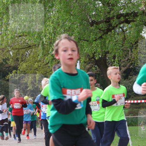 25.04.2026 - Das Zehntel Zöllner http://msf.ph/oto/9664638 25.04.2026 09:39:49 Laufen 6281 meine-sportfotos.de