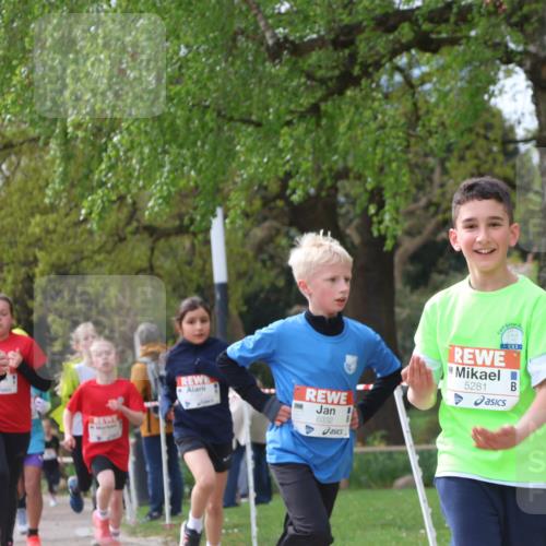 25.04.2026 - Das Zehntel Zöllner http://msf.ph/oto/9664671 25.04.2026 09:39:50 Laufen 5482, 6332, 5281 meine-sportfotos.de