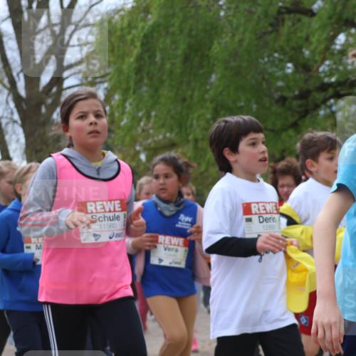 25.04.2026 - Das Zehntel Zöllner http://msf.ph/oto/9664687 25.04.2026 11:46:48 Laufen 12616, 11560, 1289, 1250 meine-sportfotos.de
