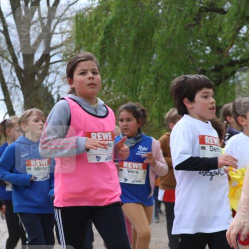 25.04.2026 - Das Zehntel Zöllner http://msf.ph/oto/9664690 25.04.2026 11:46:48 Laufen 12616, 10458, 11560, 10446, 1289, 12896 meine-sportfotos.de