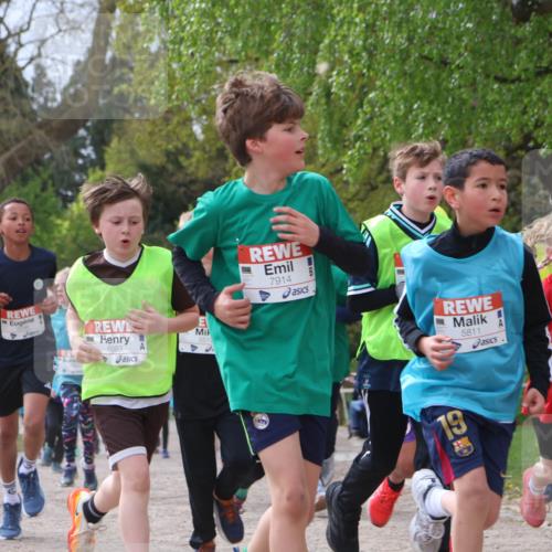 25.04.2026 - Das Zehntel Zöllner http://msf.ph/oto/9664734 25.04.2026 09:39:52 Laufen 6083, 5512, 7914, 5811, 45, 19, 6117 meine-sportfotos.de