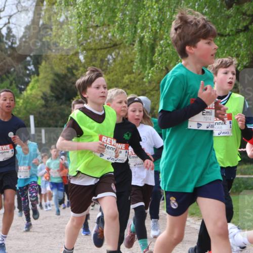 25.04.2026 - Das Zehntel Zöllner http://msf.ph/oto/9664737 25.04.2026 09:39:53 Laufen 6083, 5120, 7914, 5068, 19, 5811 meine-sportfotos.de