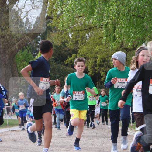 25.04.2026 - Das Zehntel Zöllner http://msf.ph/oto/9664758 25.04.2026 09:39:53 Laufen 7955, 7946, 5120, 55 meine-sportfotos.de