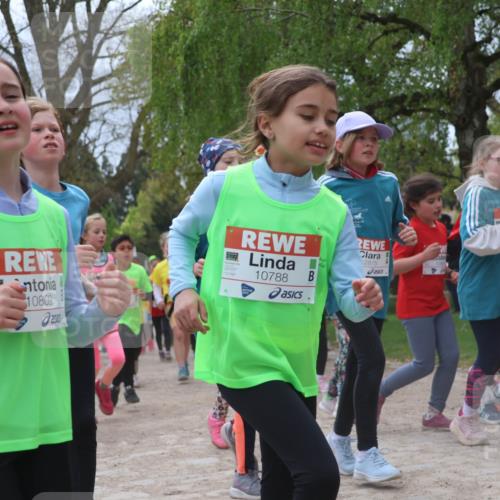 25.04.2026 - Das Zehntel Zöllner http://msf.ph/oto/9664792 25.04.2026 11:46:51 Laufen 10809, 10788, 2875 meine-sportfotos.de
