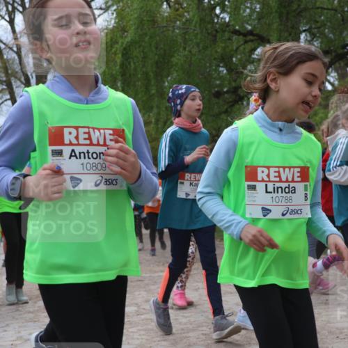 25.04.2026 - Das Zehntel Zöllner http://msf.ph/oto/9664801 25.04.2026 11:46:51 Laufen 10809, 128, 10788 meine-sportfotos.de