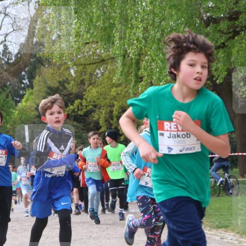 25.04.2026 - Das Zehntel Zöllner http://msf.ph/oto/9664806 25.04.2026 09:39:55 Laufen 7199, 51, 7955 meine-sportfotos.de