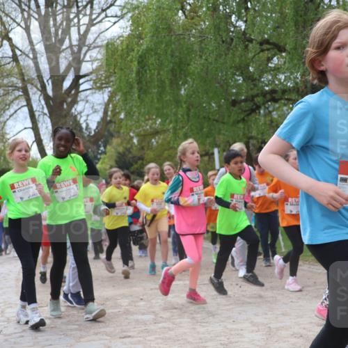 25.04.2026 - Das Zehntel Zöllner http://msf.ph/oto/9664831 25.04.2026 11:46:52 Laufen 10934, 12803, 12482 meine-sportfotos.de