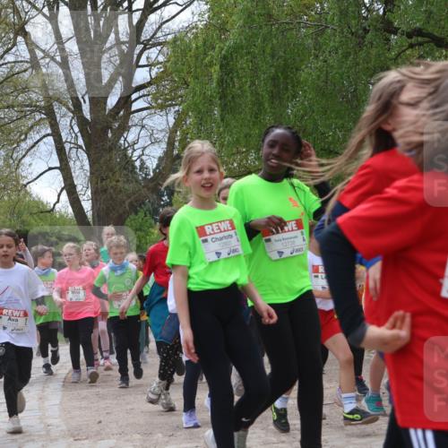 25.04.2026 - Das Zehntel Zöllner http://msf.ph/oto/9664867 25.04.2026 11:46:53 Laufen 11386, 11419, 12803, 12728, 10904 meine-sportfotos.de